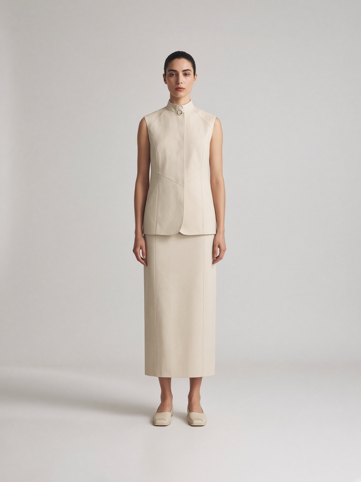 07 Module. The split. Vest and column, one ring, still one gesture.